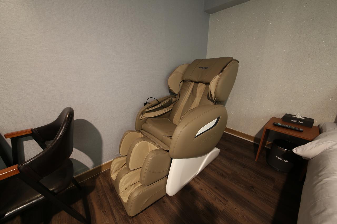 Art Hotel Гуми Экстерьер фото